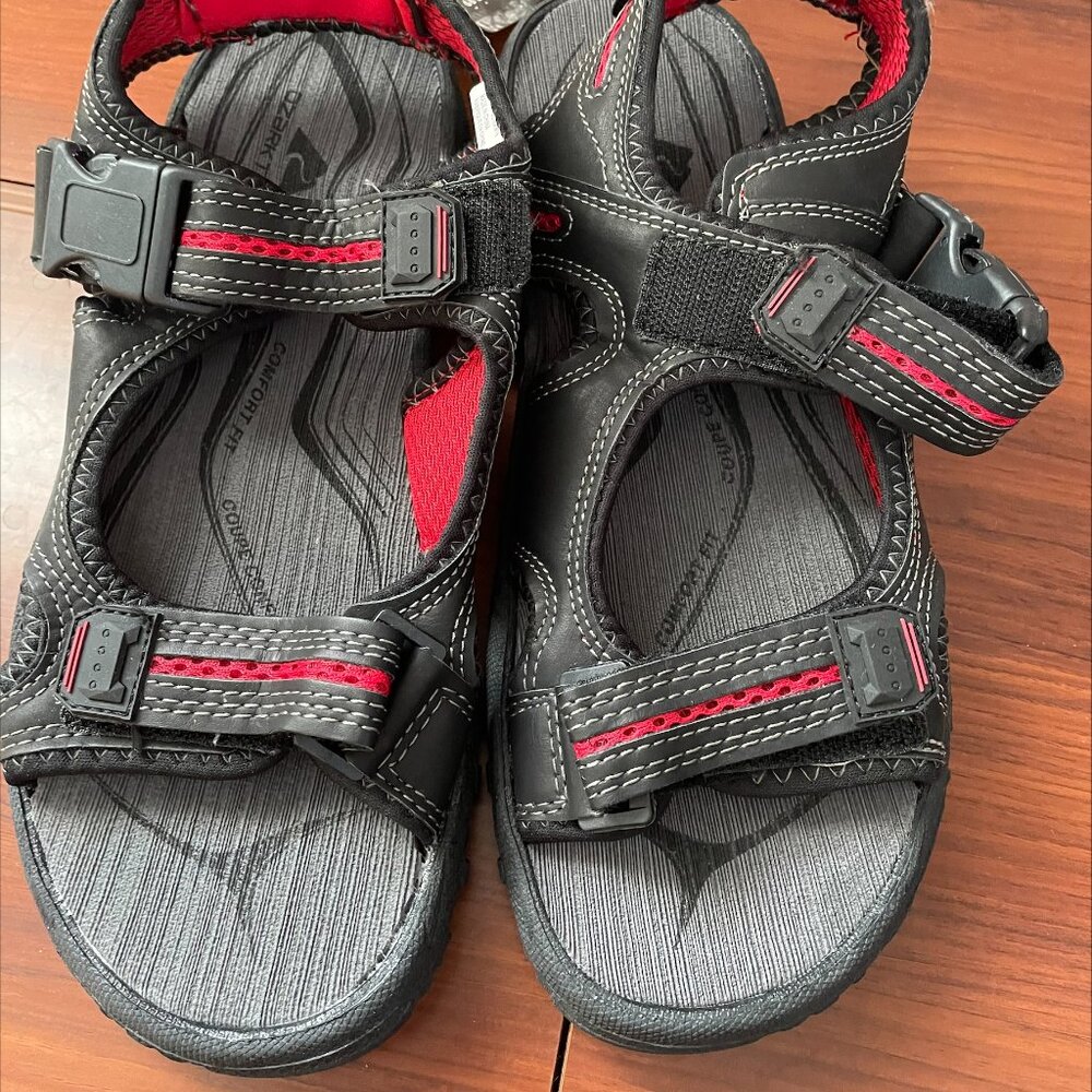 OZARK TRAIL Women's Sandals - BNWT (BRAND NEW W/TAGS)